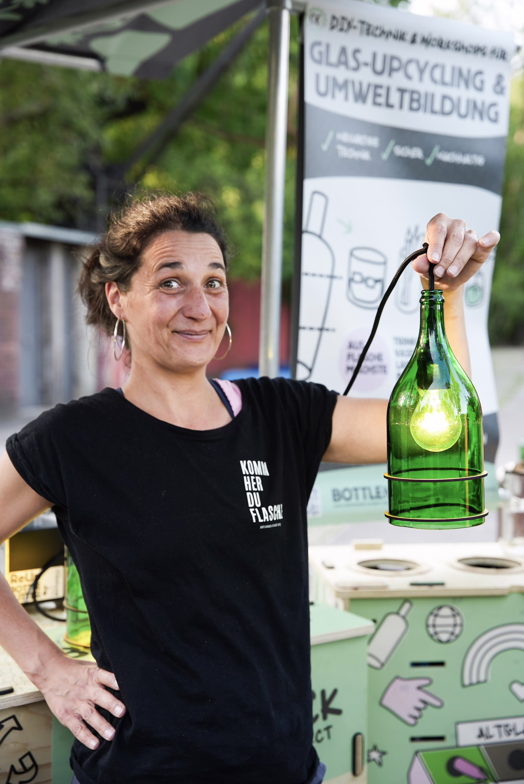 Aus Altglas wird Lieblingsding - Im Zukunftshaus Wedding